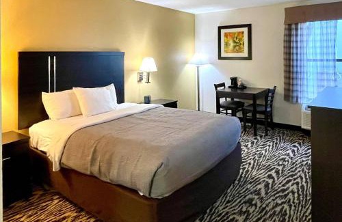 Clemmons Hotel | Quality Inn & Suites Clemmons I-40