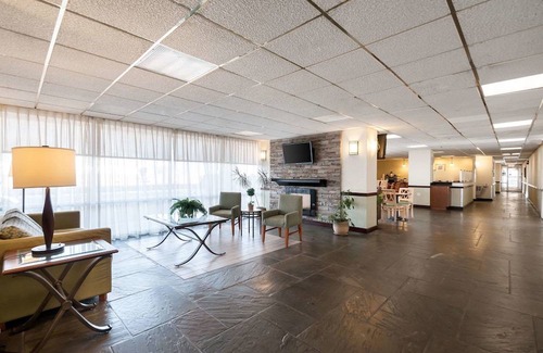 Laurel Hotel | Quality Inn & Suites Laurel