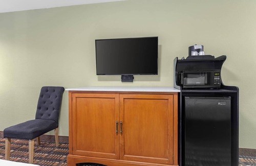 Plano Hotel | Quality Inn & Suites Plano East - Richardson