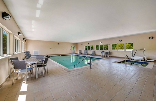 Ardmore Hotel | Quality Inn & Suites