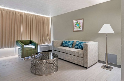 Cartersville Hotel | Quality Inn & Suites