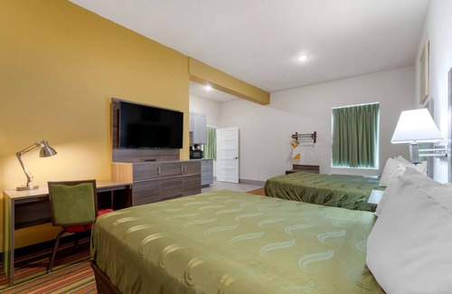 Elgin Hotel | Quality Inn & Suites