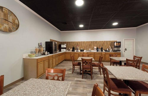 Manitou Springs Hotel | Quality Inn & Suites Manitou Springs at Pikes Peak