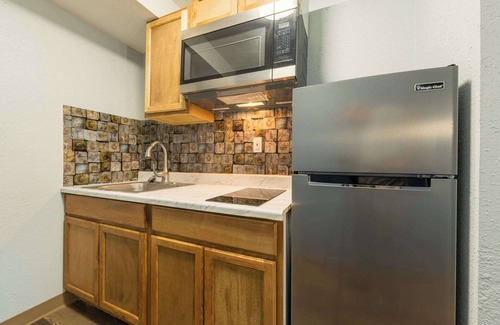 Manitou Springs Hotel | Quality Inn & Suites Manitou Springs at Pikes Peak