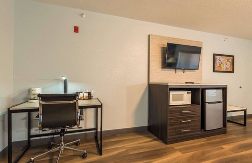 Manitou Springs Hotel | Quality Inn & Suites Manitou Springs at Pikes Peak