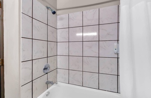 Salisbury Hotel | Quality Inn