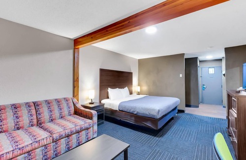 Salisbury Hotel | Quality Inn