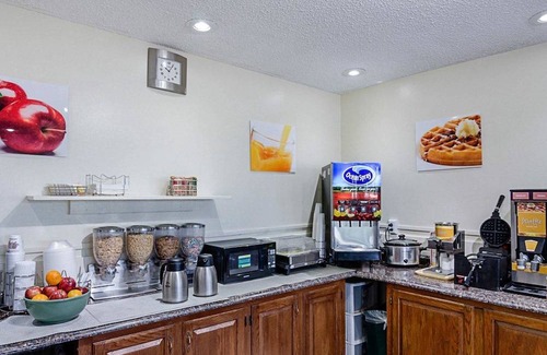 Waynesboro Hotel | Quality Inn Waynesboro