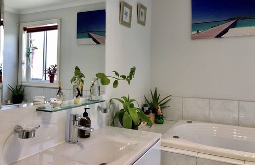 Altona Meadows Casa | Calidad en casa de Melbourne