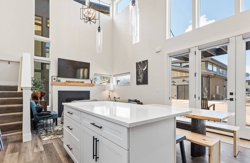 Whitefish Casa | Quarry B8 -The Eagle`s Nest at The Quarry! Stunning home with lots of amenities!
