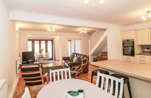 Cheddar Cabaña | Quarry Cottage