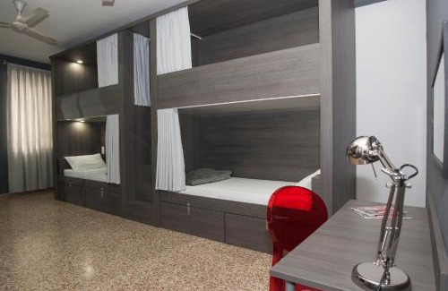 El Pilar Hostal | Quart Youth Hostel & Apartments