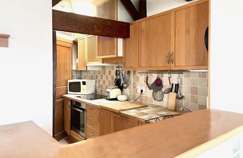 Milan Apartamento | Quartier Latin exclusive 2 bedrooms with bathrooms, elevatore, AC, garage