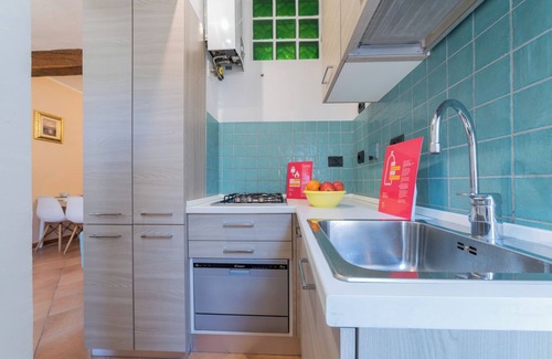 Historic Centre Apartamento | Quartieri Central Home by WonderfulItaly