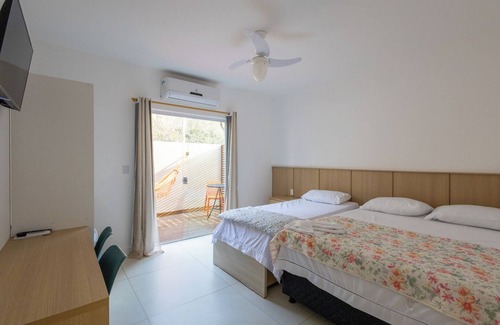 Pontal da Cruz Cama Y Desayuno | Quarto à 300m do mar com Wi-Fi e ar-condicionado
