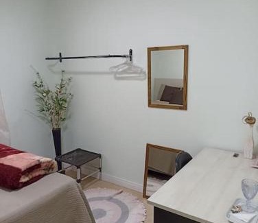 Maringa Casa | Quarto 1 para mulher