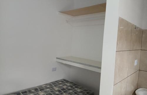 Sao Jose dos Campos Casa | quarto com banheiro privativo