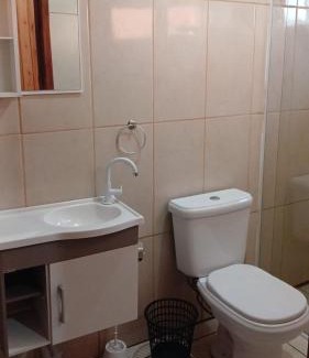 Vila Nova Apartamento | Quarto com banheiro