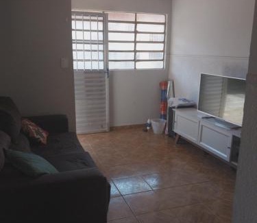 Nova Odessa Casa | Quarto com cama de casal