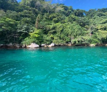 Trindade Casa | Quarto de casal Mística, Trindade Paraty RJ