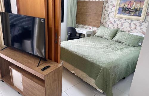 Caminho das Arvores Apartamento | Quarto e Sala para 4 ao lado do Salvador Shopping