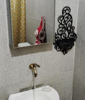 Compensa Casa | Quarto em casa compartilhada