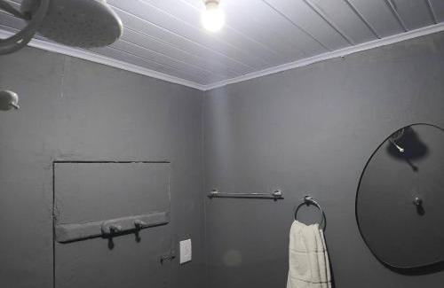 Alphaville Casa | Quarto em lugar tranquilo e bem localizado