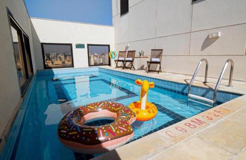 Pinheiros Apartamento | Quarto Hotel Faria Lima - Melhor Localização - Pinheiros - Vila Madalena - Com Vaga