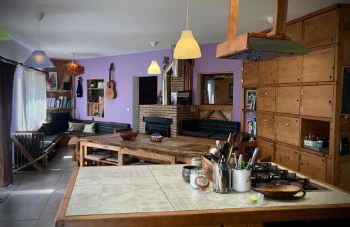Lajes das Flores Casa | Quarto Laranja Casa citrina
