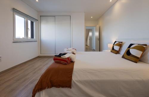 Seixal Casa | Quarto Piscina aquecida e Casa de banho Privativa