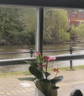 Bewdley Casa | Quay Cottage River view