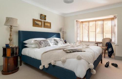Topsham Casa | Quay House Luxury Living for 10 & Private Parking