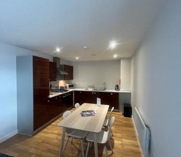Butetown Apartamento | Quayside Apartments by Urban Space
