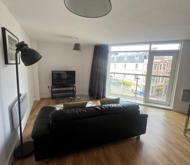 Butetown Apartamento | Quayside Apartments by Urban Space