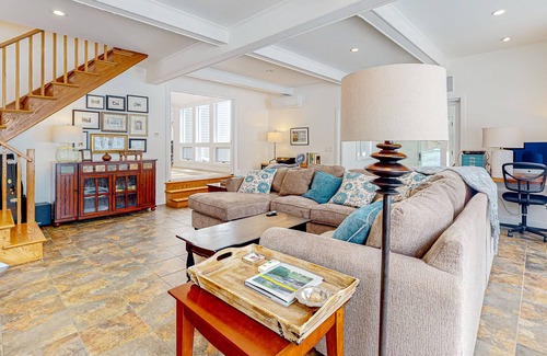 Quechee Casa | Quechee Lakes getaway near Club & Ski Area - pond views, office space & garage