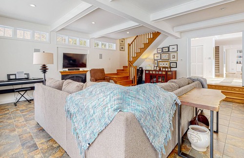 Quechee Casa | Quechee Lakes getaway near Club & Ski Area - pond views, office space & garage