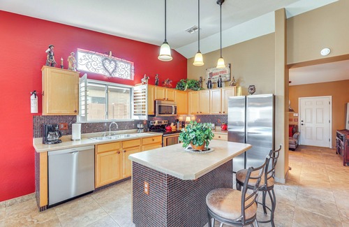 San Tan Valley Casa | Queen Creek Home w/ Pool: Swim, Golf & Explore!