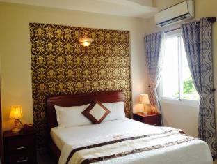 Vung Tau Hotel | Queen Garden Hotel & Apartment