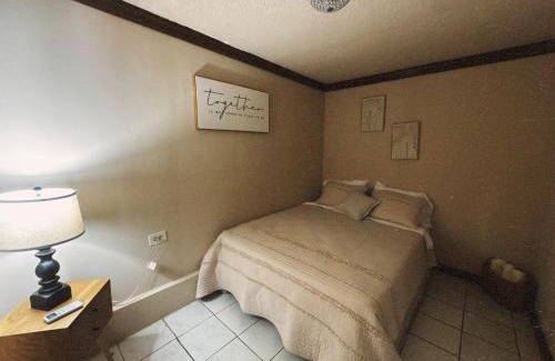 Jayuya Casa | Queen Guest