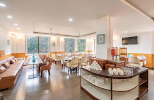 Theog Complejo | Queen Himya Resort Kufri Shimla