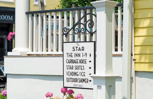 Green Creek Casa | Queen Room at The Star Inn | Cape May Gem, Beachfront, Perfect Stay on Perry