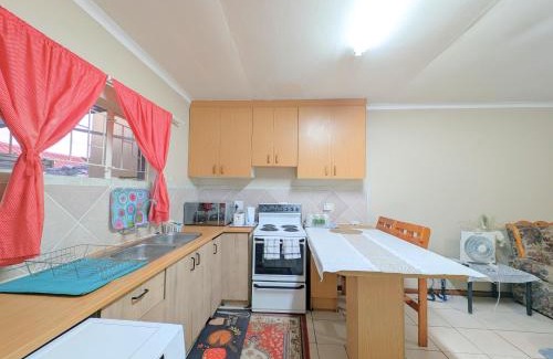 Windhoek Casa | Queen Room, Near City Centre Windhoek
