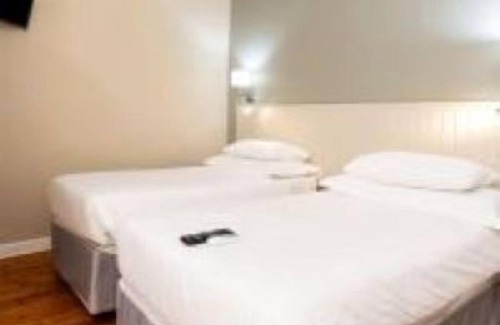 Oudtshoorn Apartamento | Queen's Residences by BON Hotels