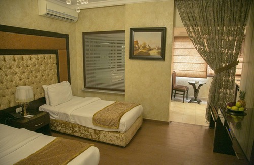 Hamra Hotel | Queen's Suite Hotel