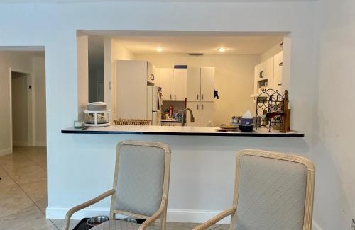 Palmetto Bay Casa | Queen's Tropical Garden View Room