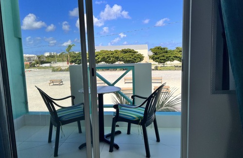 Grace Bay Apartamento | Queen Size Bedroom - TheSuites@Mr.Groupers