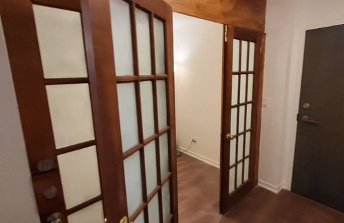 Beaconsfield Village Condominio | Queen st. West lux condo