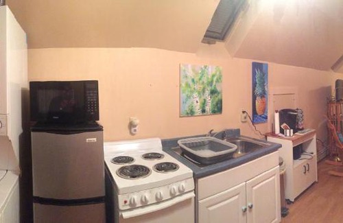 Boothbay Apartamento | Queen studio, private entrance & free parking