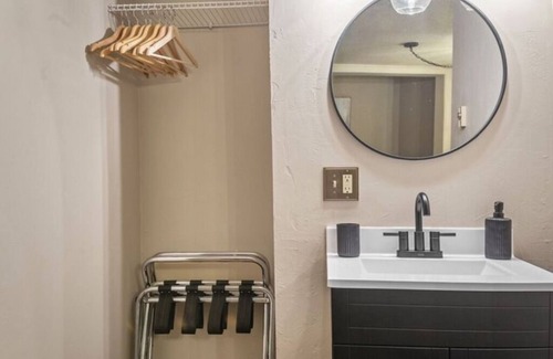 Rapid City Cama Y Desayuno | Queen Suite 2 - Black Forest Inn Bed and Breakfast