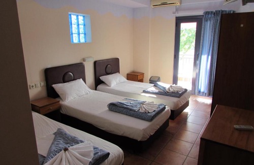Olymbiaki Akti Apartamento | QUEEN ZOE